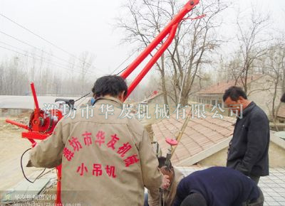 點擊查看詳細信息<br>標題：濰坊華友機械建筑小吊機 閱讀次數(shù)：4946